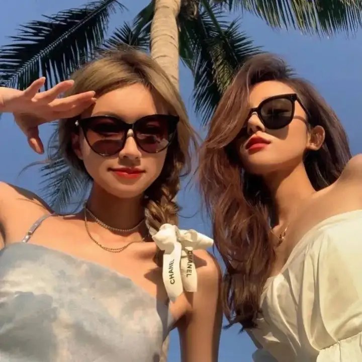 小镇幽浮