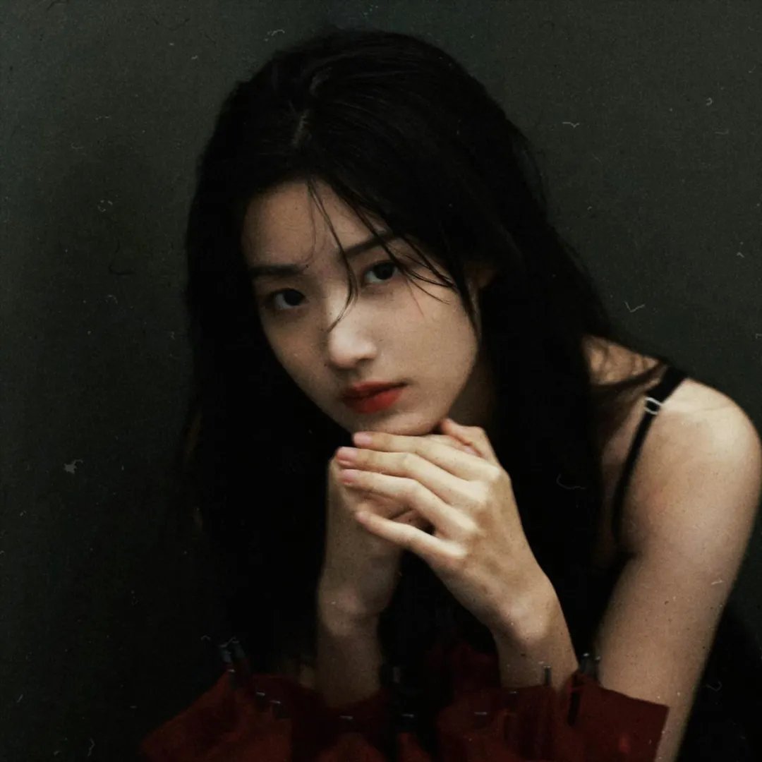 轻拍翻转小魔女